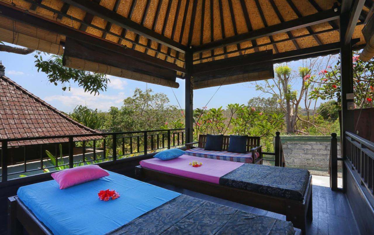 Hotel Poh Manis Lembongan à Nusa Lembongan Extérieur photo